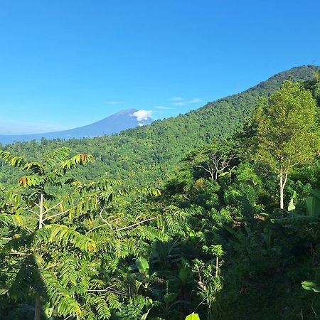 Frangipani Inn & Restaurant Seraya المظهر الخارجي الصورة