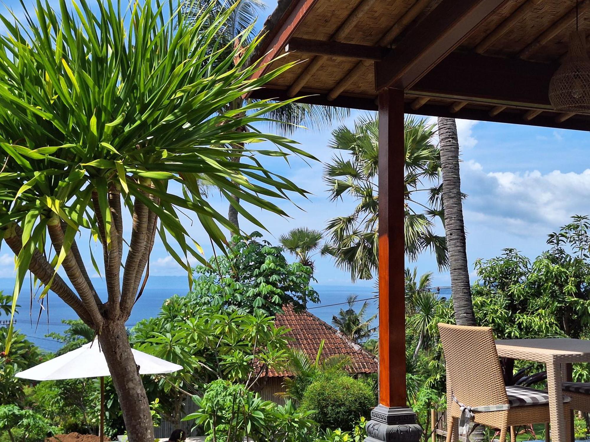 Frangipani Inn & Restaurant Seraya المظهر الخارجي الصورة
