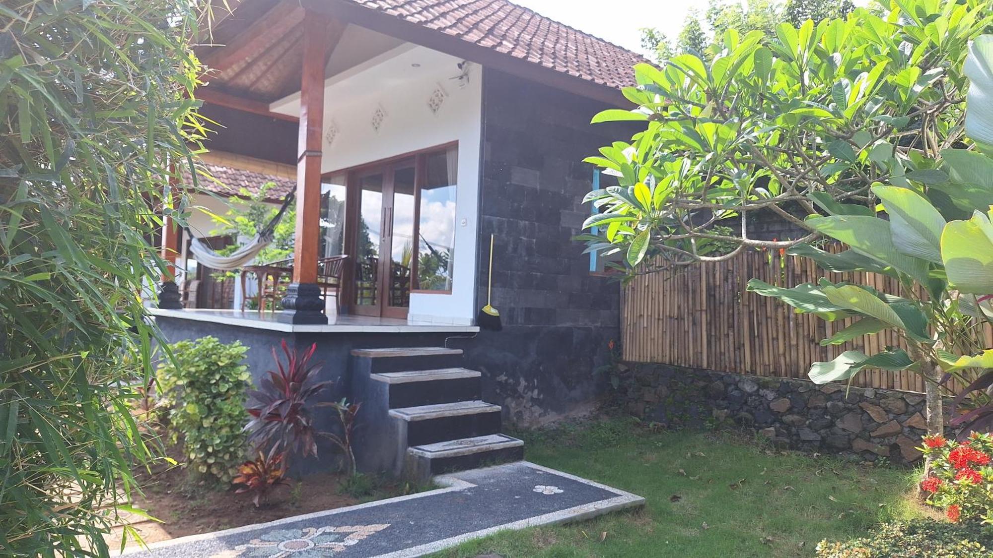 Frangipani Inn & Restaurant Seraya المظهر الخارجي الصورة