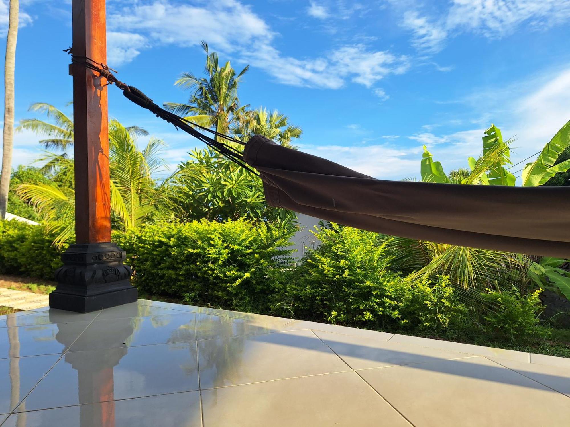 Frangipani Inn & Restaurant Seraya المظهر الخارجي الصورة