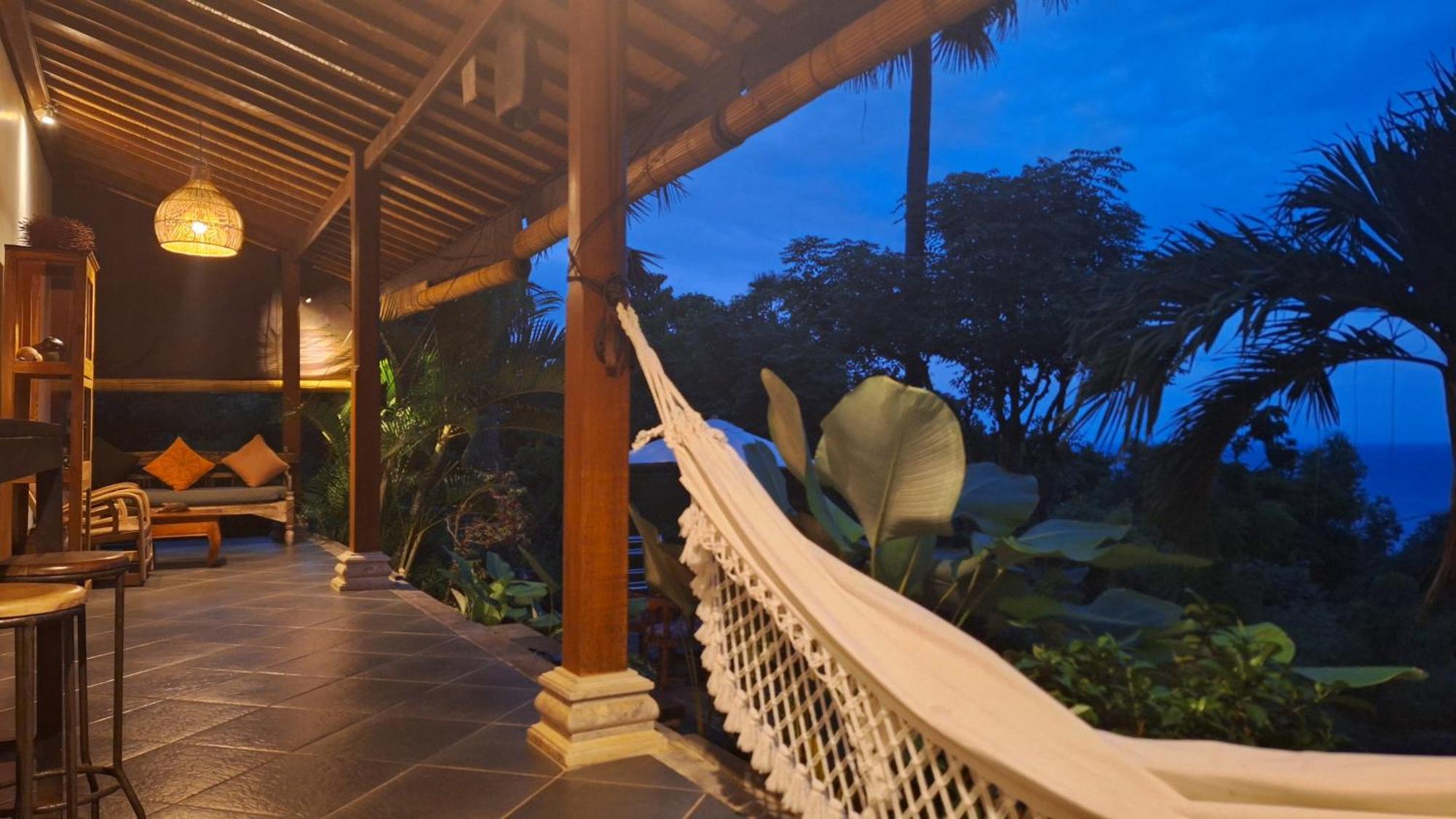 Frangipani Inn & Restaurant Seraya المظهر الخارجي الصورة