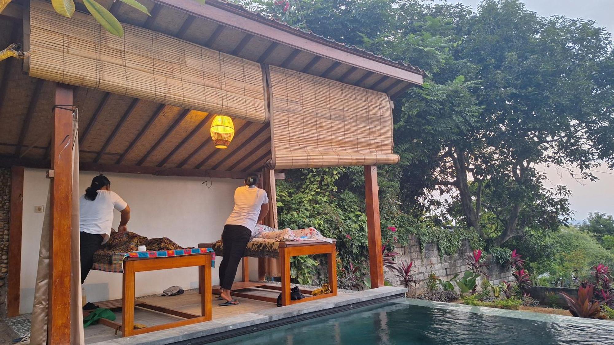 Frangipani Inn & Restaurant Seraya المظهر الخارجي الصورة